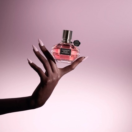 "V&R Flowerbomb Nectar Intense: A sweet, warm, floral, gourmand."