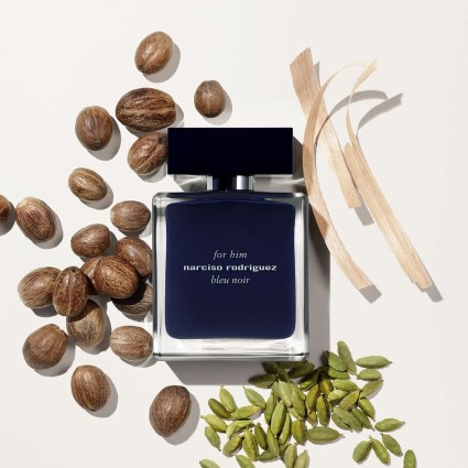 "Narciso Rodriguez For Him Bleu Noir: A mysterious, captivating woody musc."