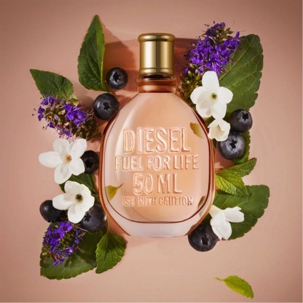 "Diesel Fuel For Life EDP: A strong, sensual, and energetic fougère."