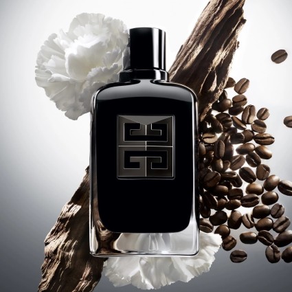 "Givenchy Gentleman Society Extreme: An intense, dark, and sophisticated woody-spicy fragrance for men."
