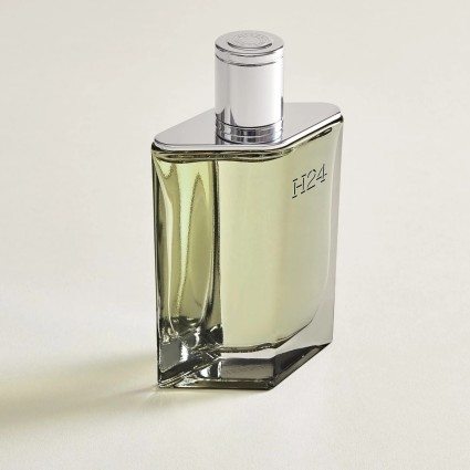 "Hermès H24 Parfum: An intense, sophisticated aromatic metallic."
