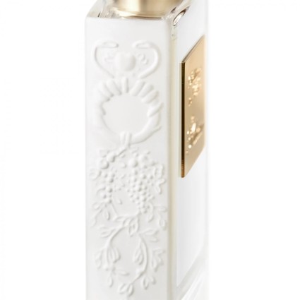 "Kilian Good Girl Gone Bad Extrême: Intense, creamy, floral."