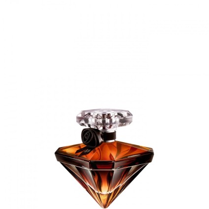 "Lancôme La Nuit Trésor Vanille Noire: Dark, smoky, vanilla."