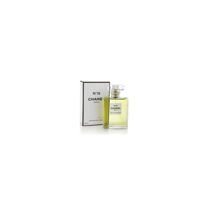 "Chanel N°19: A crisp, green, floral, woody, sophisticated." "Chanel N°19: A crisp, green, floral, woody, sophisticated."