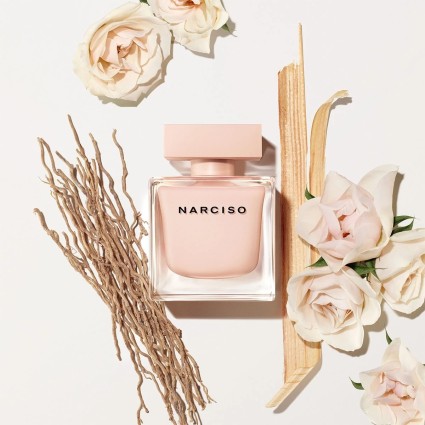"Narciso Poudrée: A soft, powdery, musky, floral, intimate."