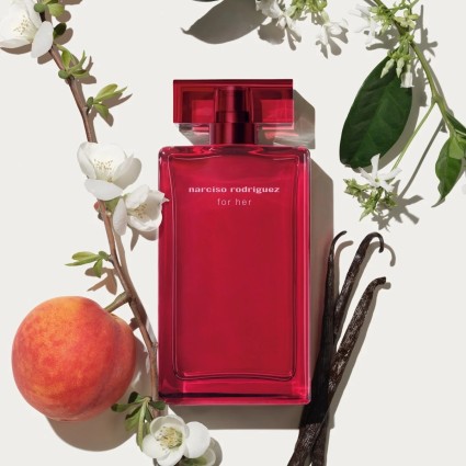 "Narciso For Her EDP Intense: A deep, rich, musky, floral."