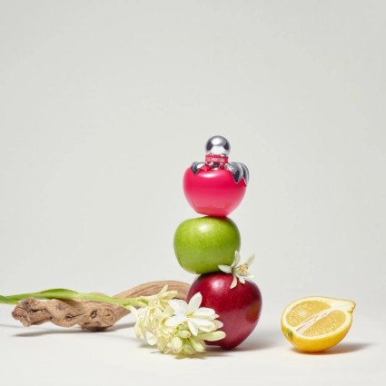 "Nina Ricci Le Parfum: A bold, fruity, floral, woody, amber."
