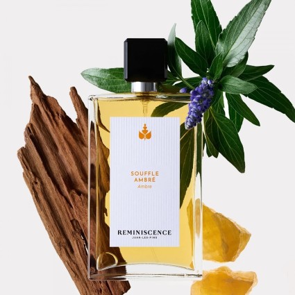 "Réminiscence Souffle Ambré: A warm, soft, powdery amber scent."