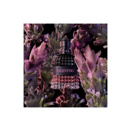 "Valentino Uomo Intense: A warm, smoky, vanilla, woody, deep."