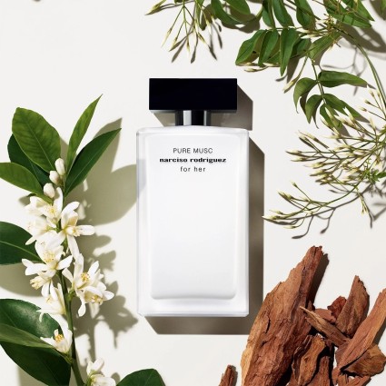 "Narciso Rodriguez Pure Musc: A clean, soft, addictive white musk."