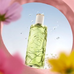 Experience tranquility with Lancôme ÔFF NOW Eau de Toilette. A modern scent combining fresh verbena and creamy sandalwood. Shop