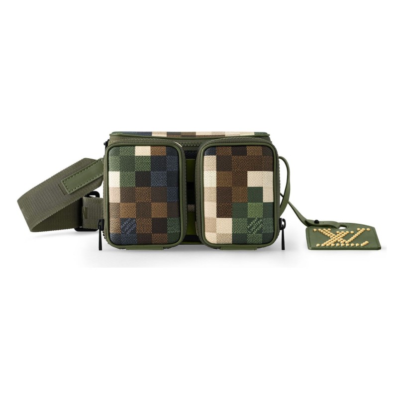 LV Trail Wearable Wallet | Louis Vuitton Crossbody Phone Pouch LV Trail Wearable Wallet | Louis Vuitton Crossbody Phone Pouch