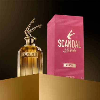 "JPG Scandal Pour Femme Absolu: An intense, chypre ambery floral."