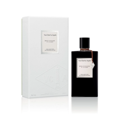 "VCA Bois d'Amande: A soft, woody, vanilla, almond scent."